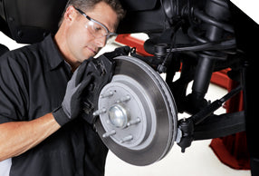 Qué son las balatas y por qué pueden ser lo que dificulten tu frenado