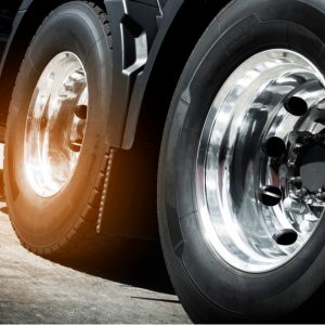 Escoge las llantas de camión así