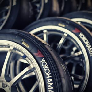Razones por las que Debes Elegir Llantas Yokohama: Rendimiento, Seguridad y Calidad